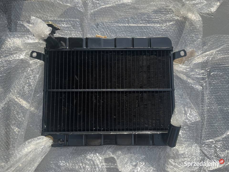Nowa chłodnica FIAT 125P duży FIAT Września