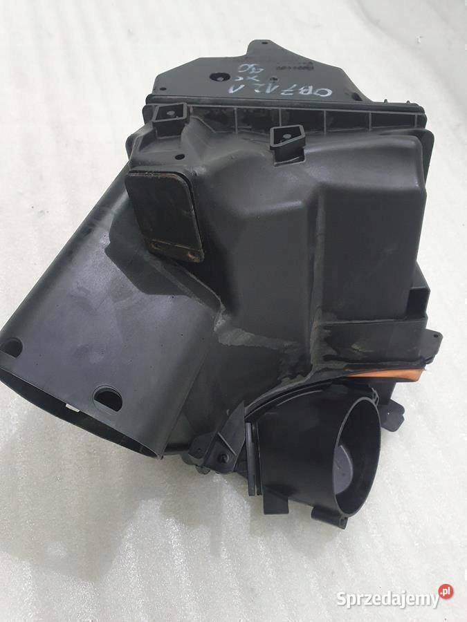 OBUDOWA FILTRA POWIETRZA VOLVO XC90 30636845