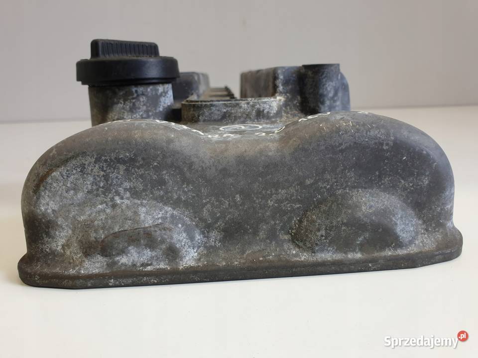 Suzuki Vitara 20 16V POKRYWA ZAWORÓW osobowe lubelskie Chełm