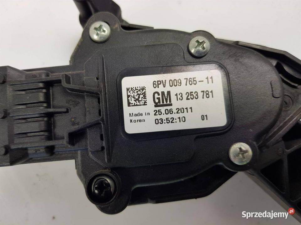 PEDAŁ CHEVROLET ORLANDO 13253781