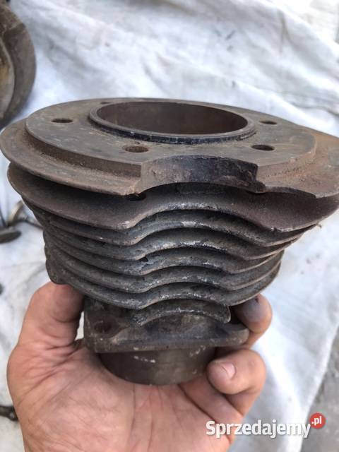 Cylinder NSU 251 i niekompletna głowica drobne pomorskie Katarzynki
