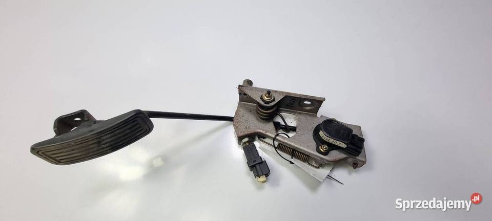 PEDAŁ MAZDA 6 C305414C0 Lipno