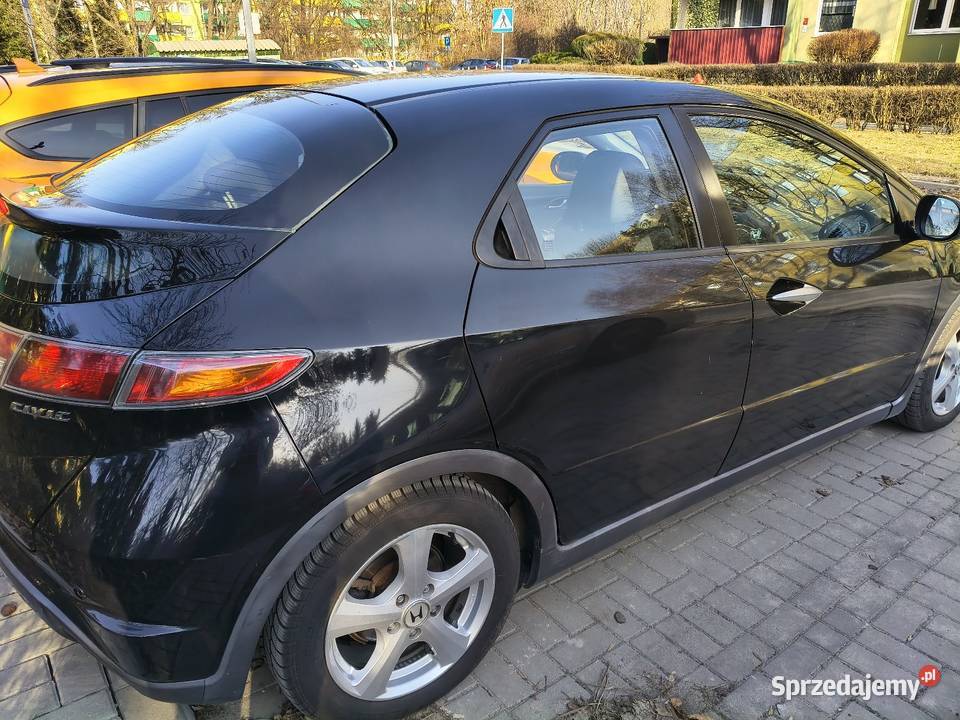 Sprzedam Honda Civic Ufo VIII 2008 14 benzyna Łęczna