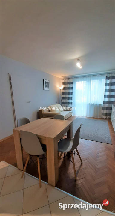 wynajmu mieszkania Kraków 34 metry 2 pokoje