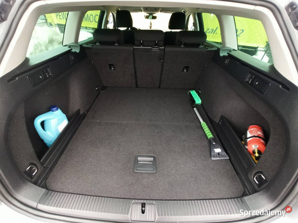 Volkswagen Passat Variant salon serwis II Rzeszów