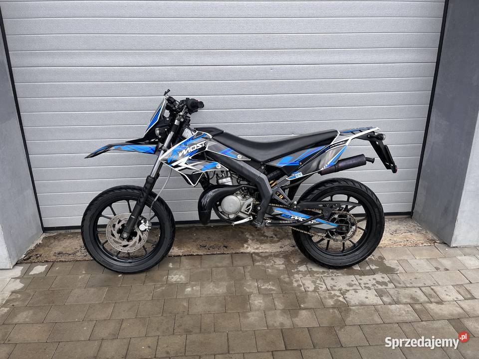 Derbi senda 50 2017 Róża