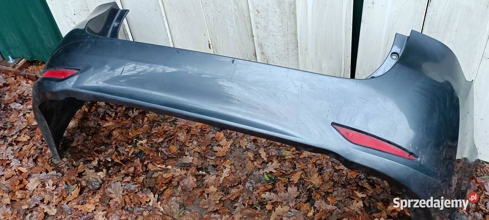 ZDERZAK TYLNY TYŁ TOYOTA AVENSIS T27