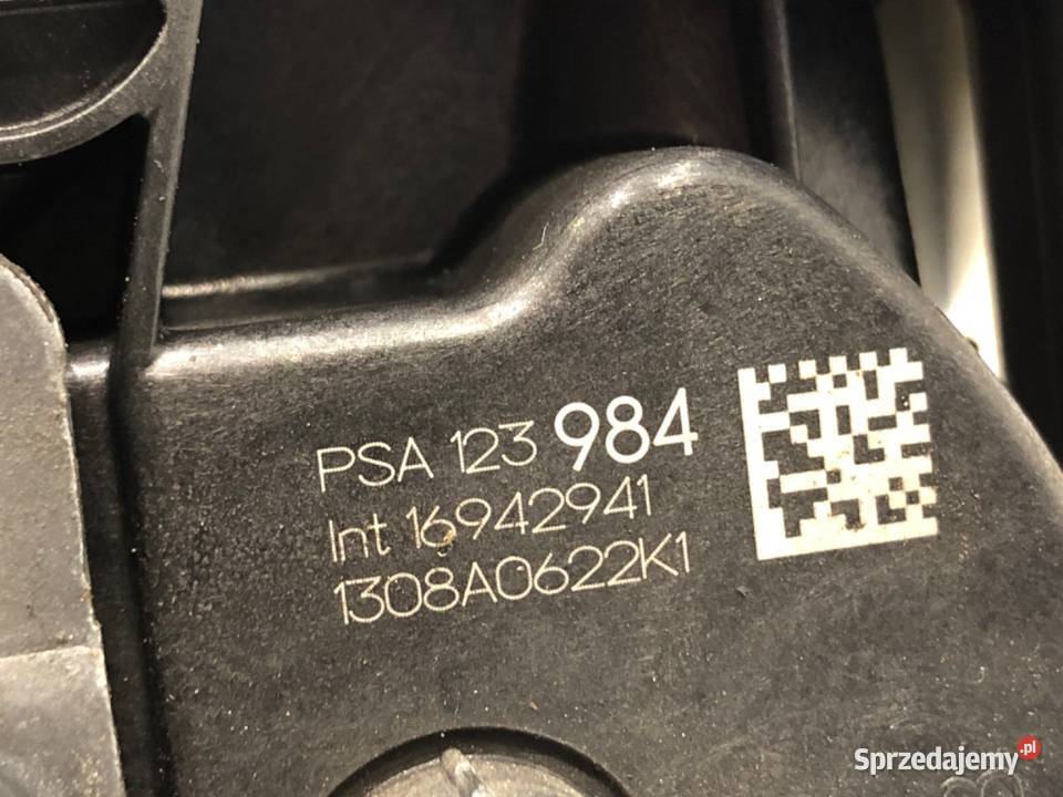 ZAMEK DRZWI PRAWY TYŁ CITROEN C3 III Hatchback osobowe