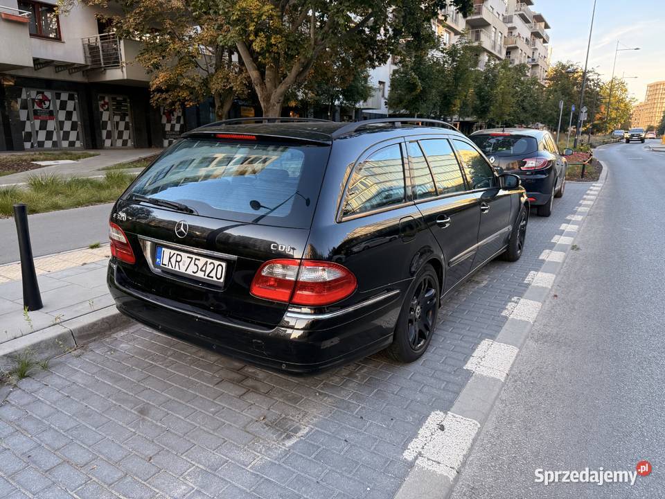 MercedesBenz Klasa E 320 CDI T Avantgarde 3222cm3 Warszawa