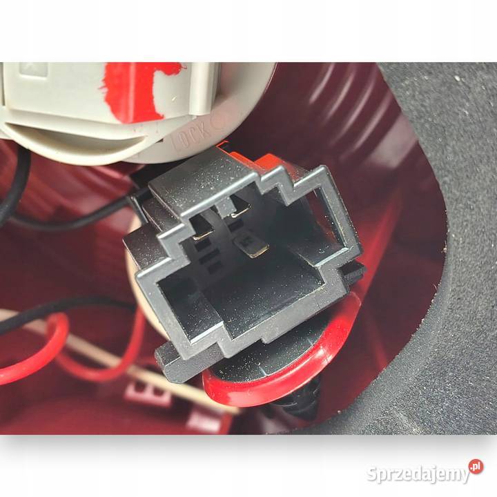 LAMPA PRAWA Seat Altea XL tylna tylnia prawy tył Chełm