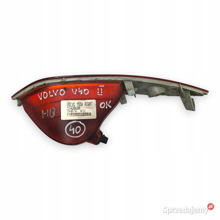 LAMPA PRAWA Volvo V40 II 1219 tylna tylnia Dół Lampy tylne lubelskie Chełm sprzedam