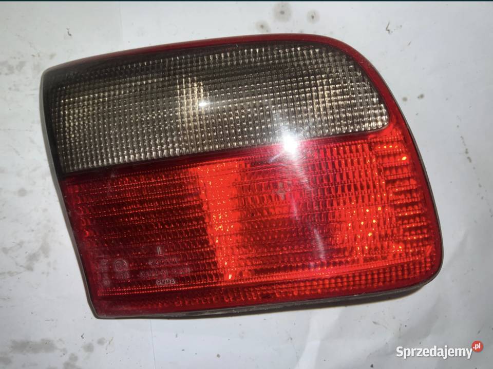 Lampa tył lewa w klapie Opel Omega sedan Ostrów Wielkopolski sprzedam