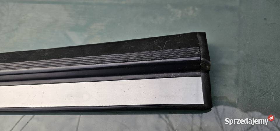 Listwa progowa mercedes clk w208 2086800235 osobowe Zbąszyń
