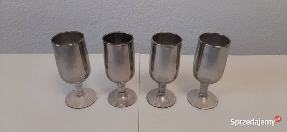 Komplet zastawa 30 sztuki PLATYNA kieliszki mazowieckie Konstancin-Jeziorna sprzedam
