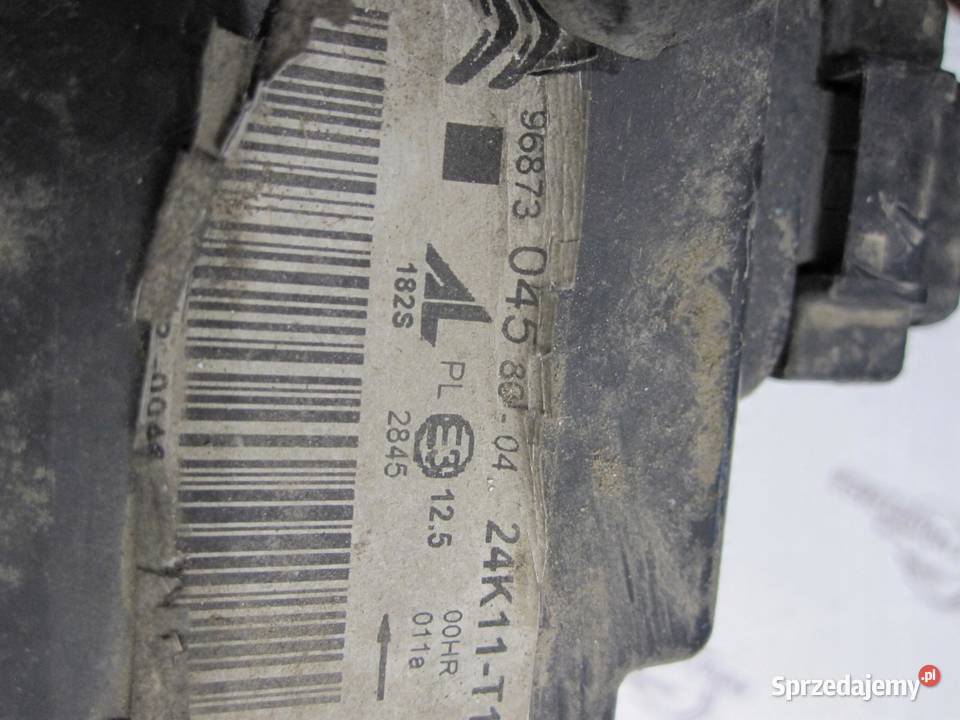 CITROEN C4 II B7 lampa prawa przód 9687304580 sprzedam