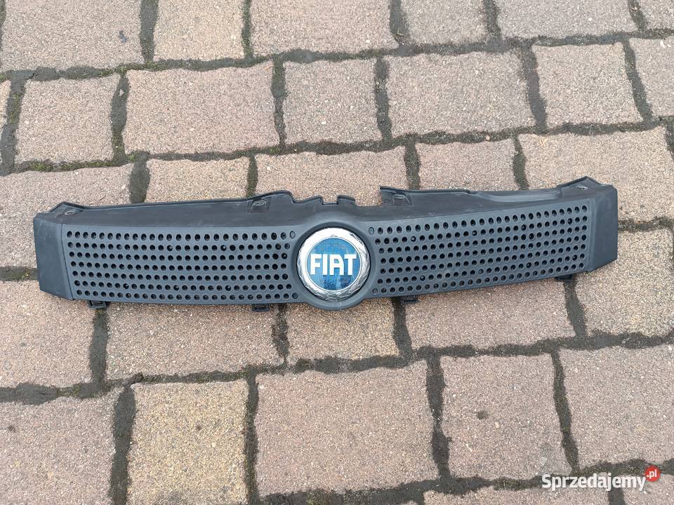 Fiat Panda 2 II zderzak przód przedni grill śląskie