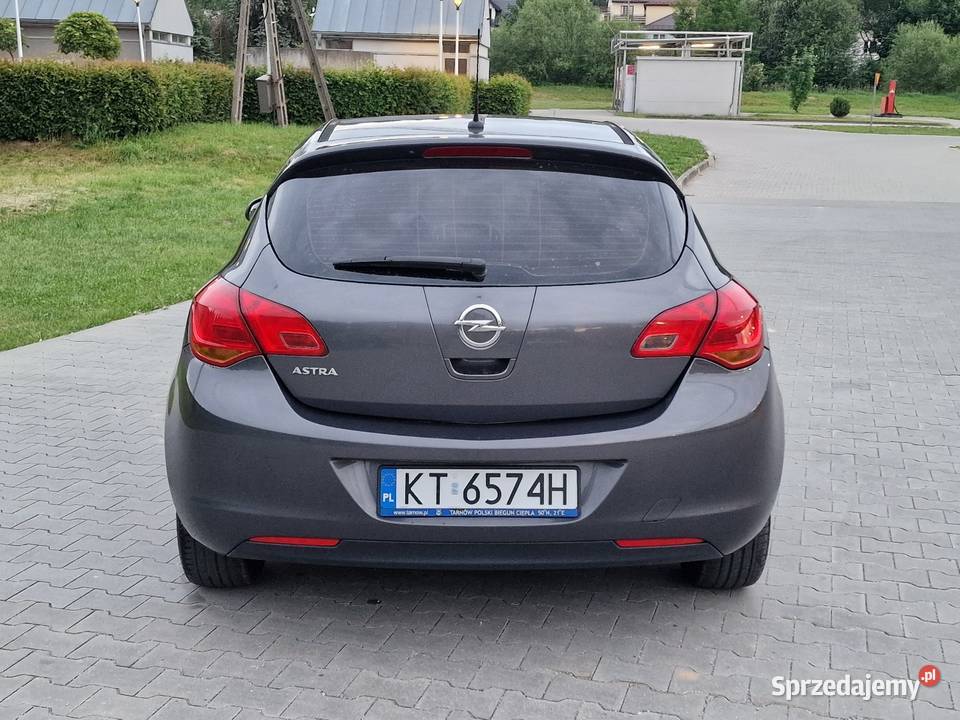 Opel Astra J Hatchback 14 Benz Niski Przebieg Ryglice