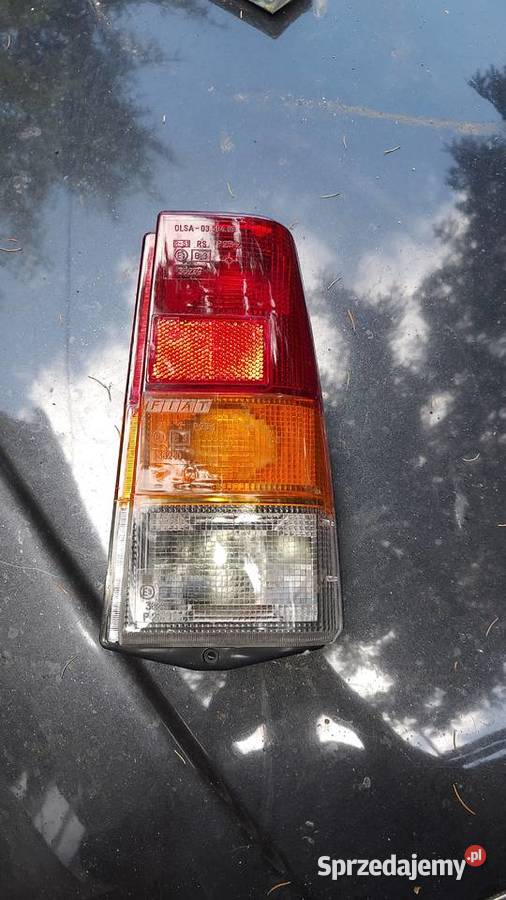 Fiat panda 141 lampa prawy tył 0350401 7572825 Oświetlenie Brzeszcze sprzedam