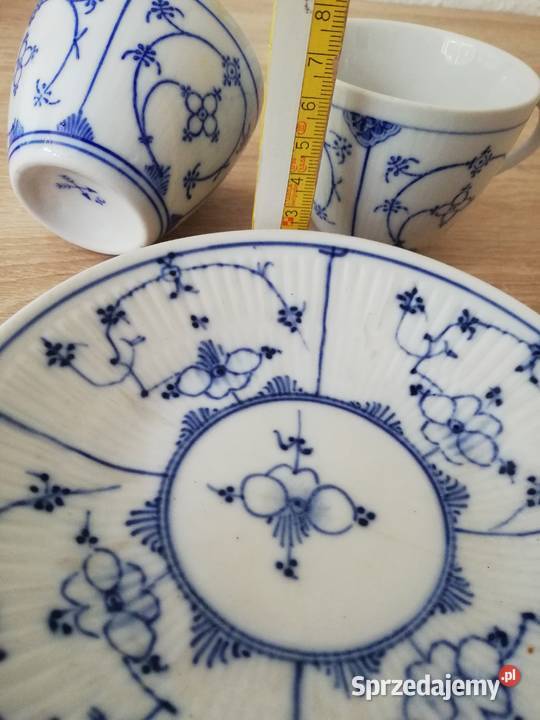 dwie filiżanki i talerzyk stara porcelana Gorlice
