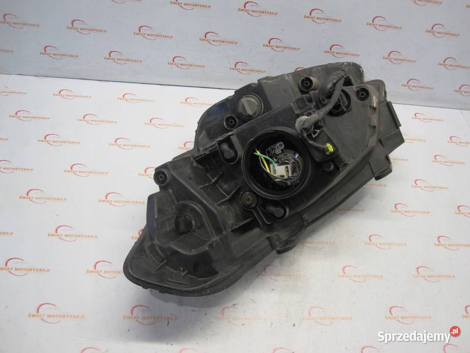 KIA SOUL 09r lampa prawa przód ANGLIK Kielce