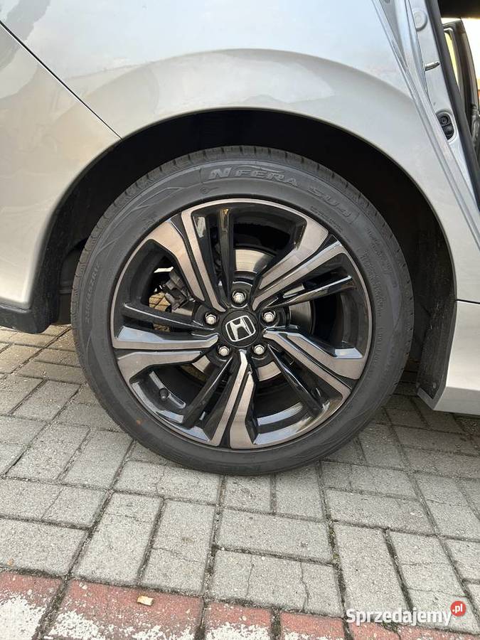Honda Civic 10T elegance 2018 r drugi właściciel Zielona Góra
