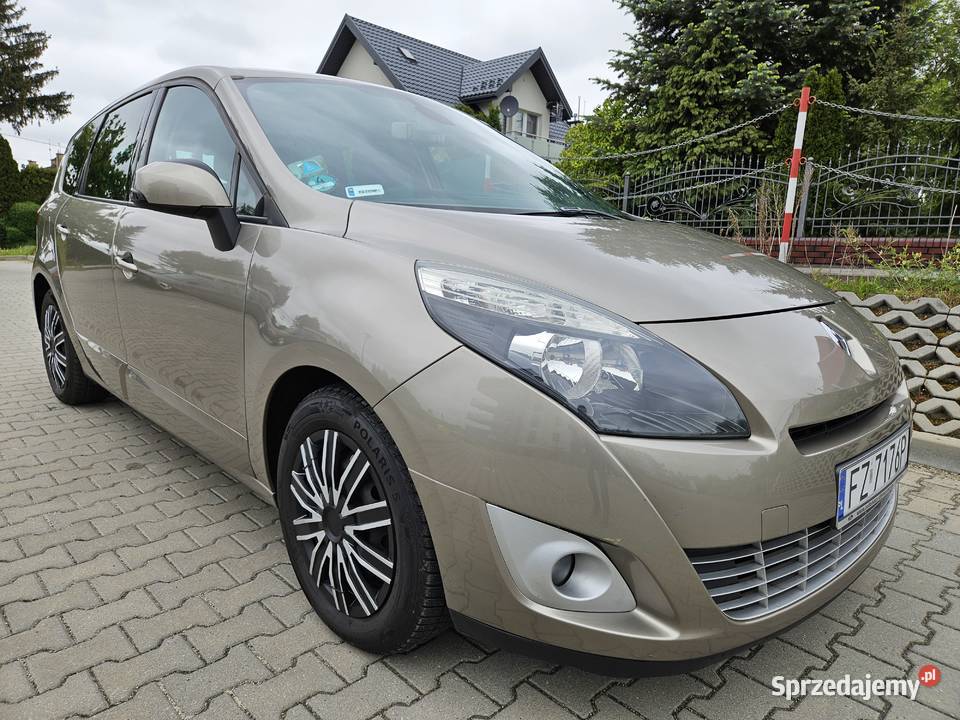 Renault Grand Scenic 2009 16 110 6 biegów Grand Scenic Rzeszów