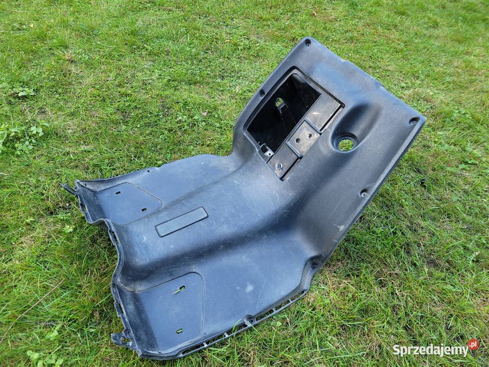 Malaguti F12 Phantom F12 50 kokpit oslona nog Piła