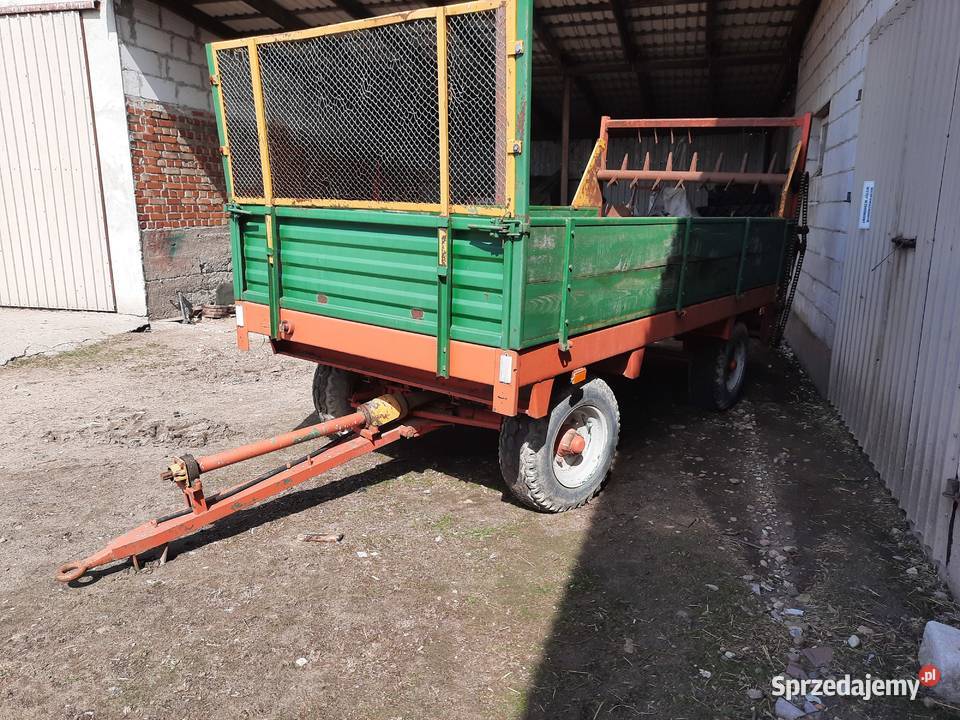 Rozrzutnik obornika 35 t POM Augustów Rozrzutniki obornika Bogate