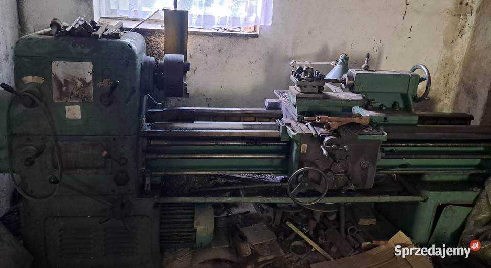 Tokarnia do obróbki metalu Uhrusk
