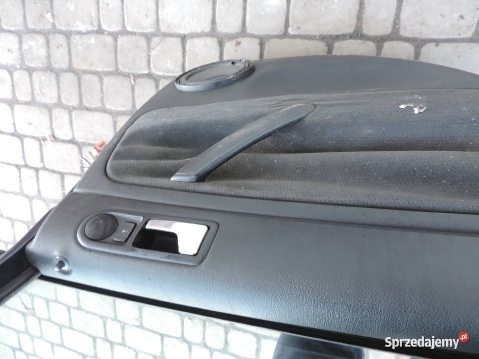 PASSAT B5 SEDAN DRZWI LEWE TYLNE PRZED LIFT Nowy Sącz sprzedam