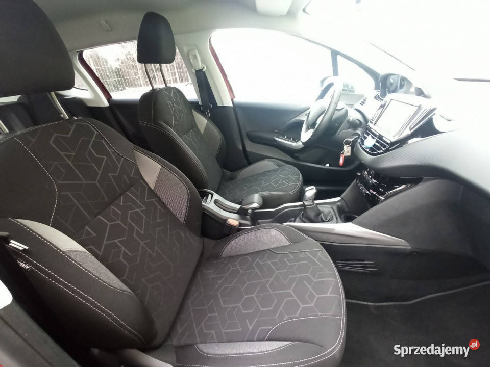 Peugeot 2008 salon I wł bezwypadkowy serwisowany SUV Rzeszów sprzedam