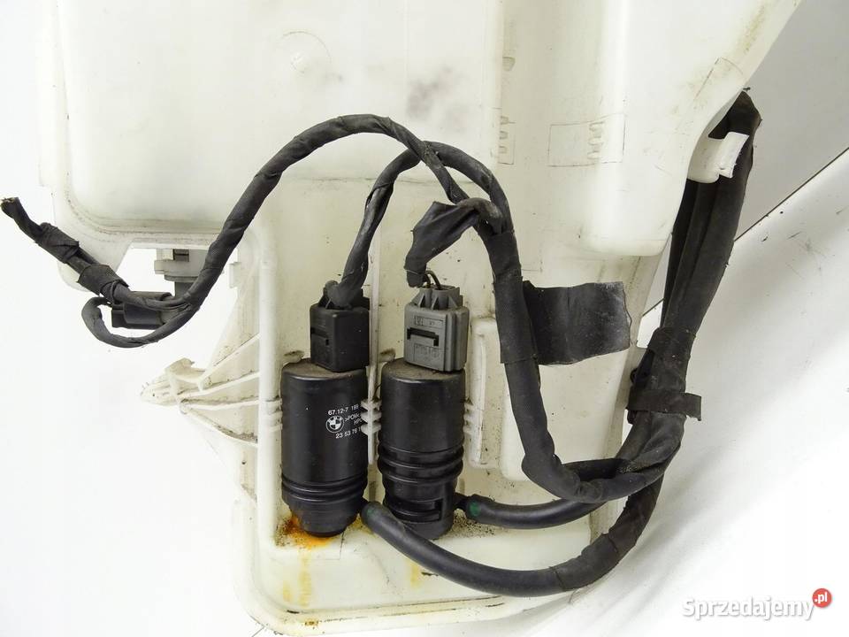 ZBIORNICZEK ZBIORNIK PŁYNU SPRYSKIWACZY BMW X1