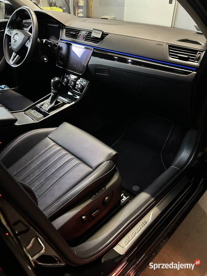 Skoda Superb 20 TDI LK 190 niski przebieg1 Pogórze
