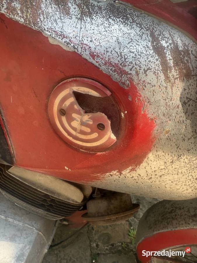 Cz super stary motor Nowy Dzikowiec