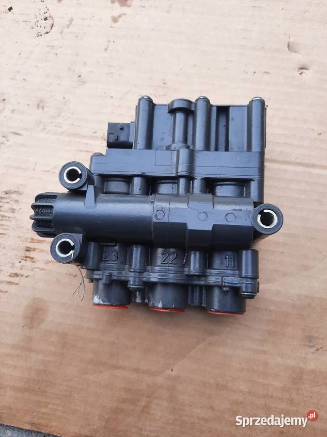 Zawór ECAS A0013271425 MECEDES MP4 Zawieszenie i układ kierowniczy