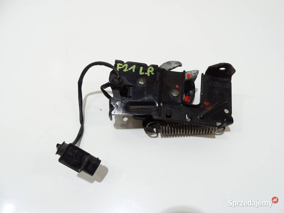 ZAMEK RYGIEL MASKI LEWY BMW F20 F21 7242548 Strzyżewice