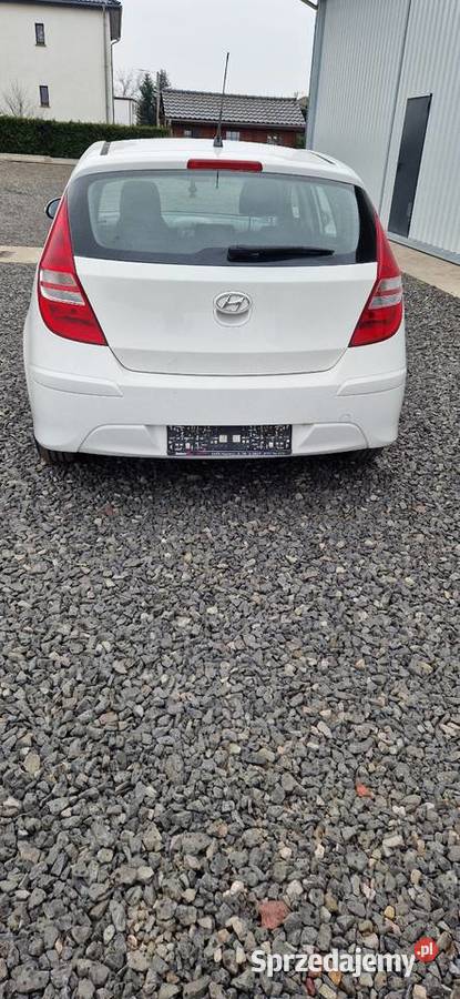 Hyundai i30 Ciasna