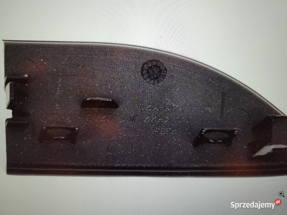 Zaślepka Haka Ford KUGA 1862762 CV4J17K922AA5UAW Radom