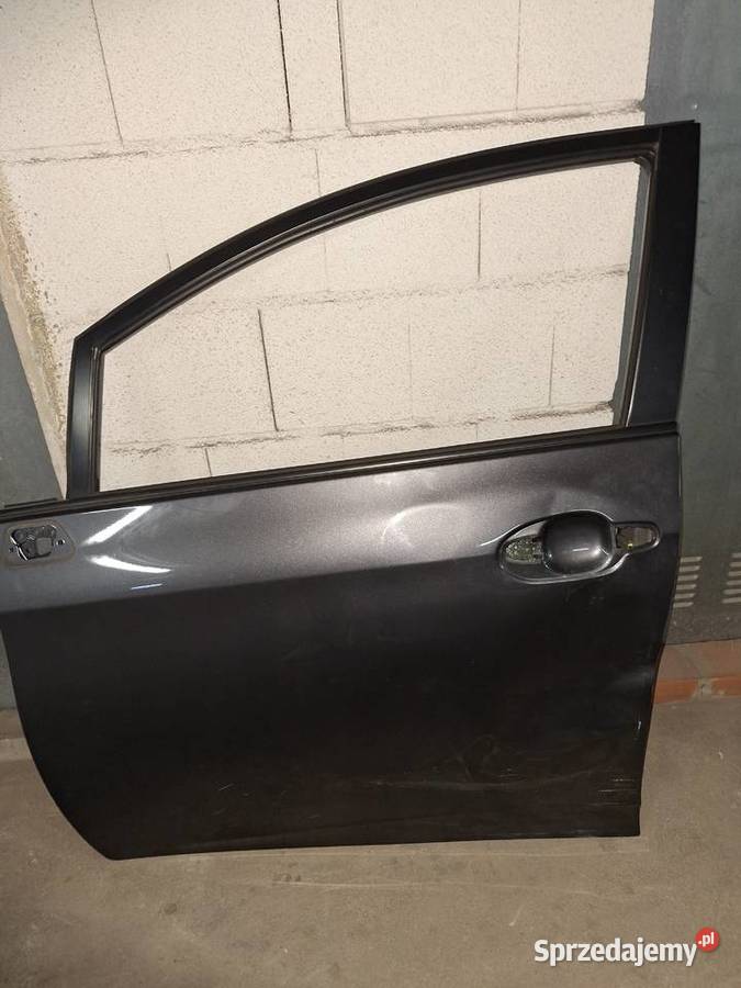 Drzwi Toyota Verso S Lewa strona Kraków