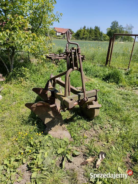 Sprzedam pługi 2 skibowe sprzedam