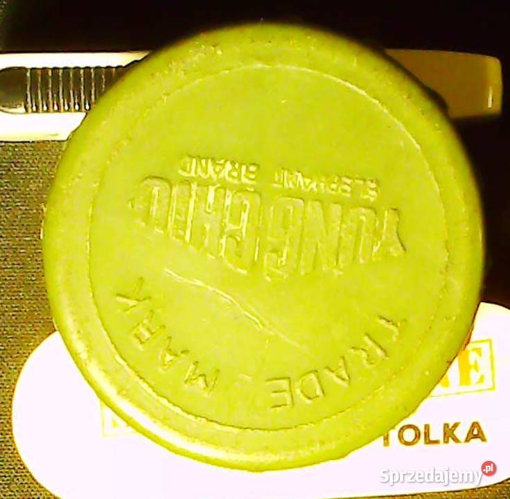 Latarka TL122 z grubego zielonego plastiku z Militaria małopolskie Kraków