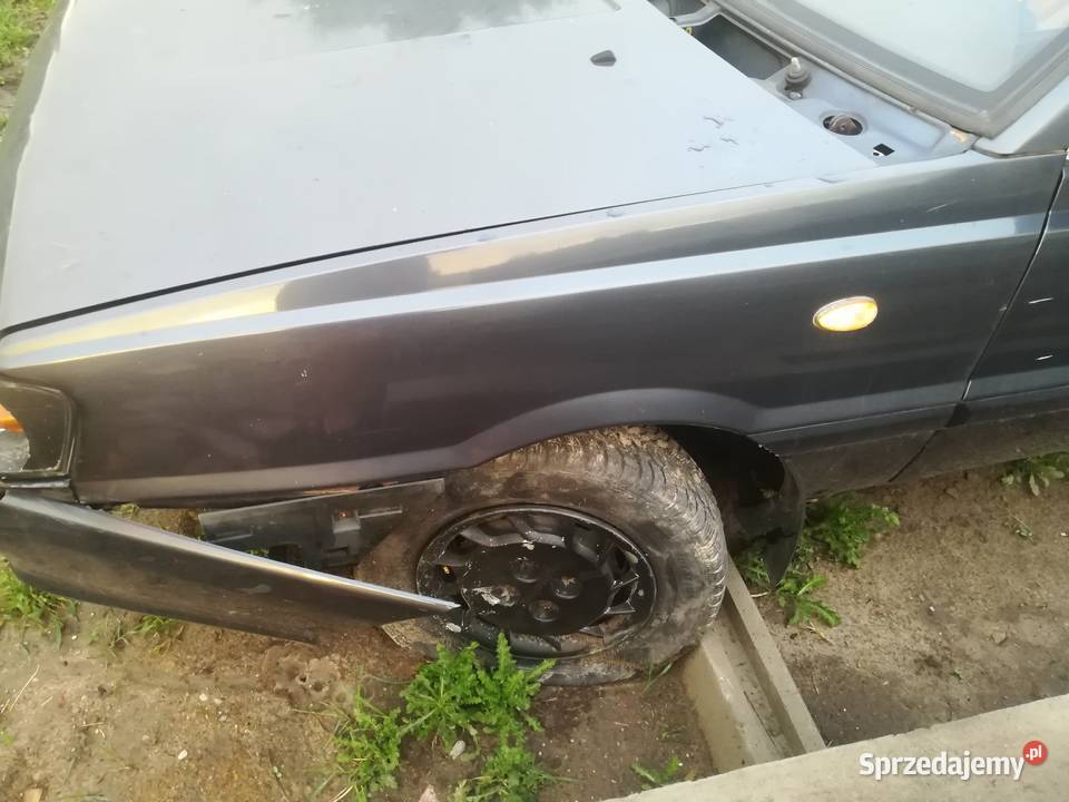 Polonez drzwi błotniki podluznica dach mazowieckie Suskowola