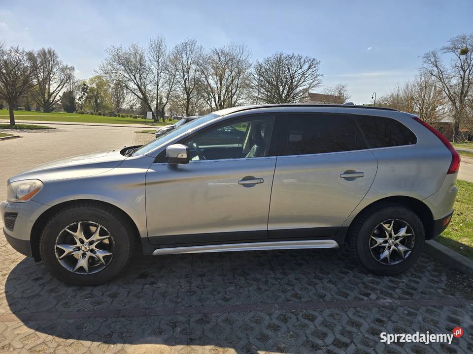 Volvo XC 60 24D AWD Momentum manualna sprzedam