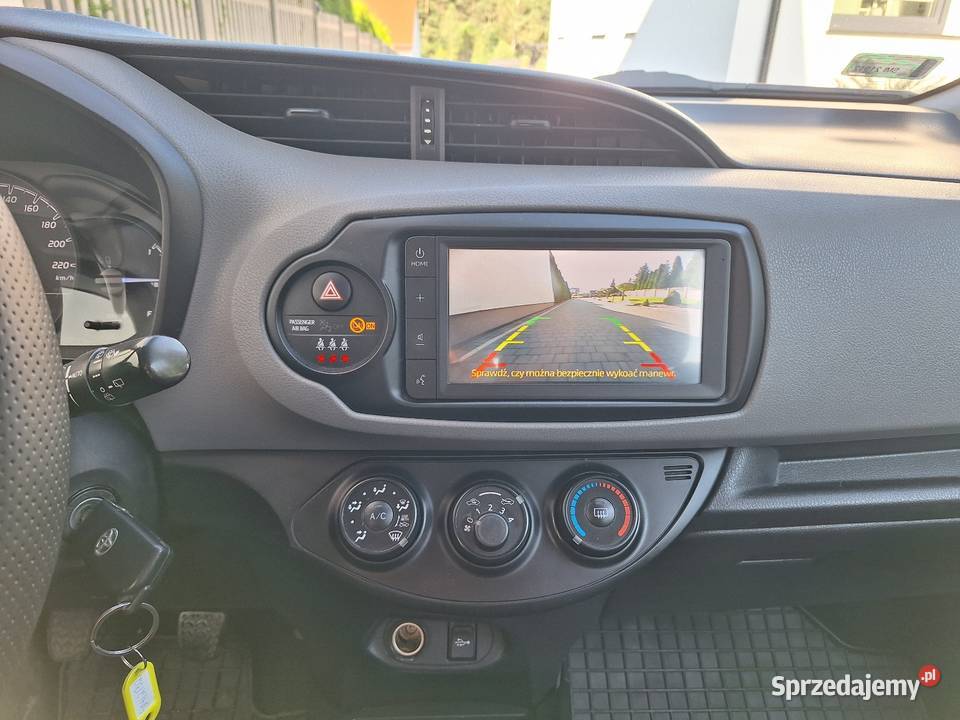 Toyota Yaris 10 Benzyna LPG Salon Polski Serwis światła do jazdy dziennej Kielce