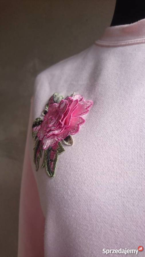 Bladorozowy sliczny sweterek bluza roze sliczna Bez wzoru Zembrzyce