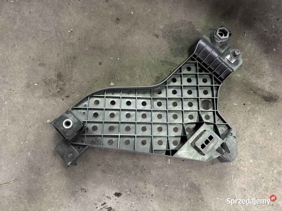 Oryginał błotnik lewy przód Audi q3 83a