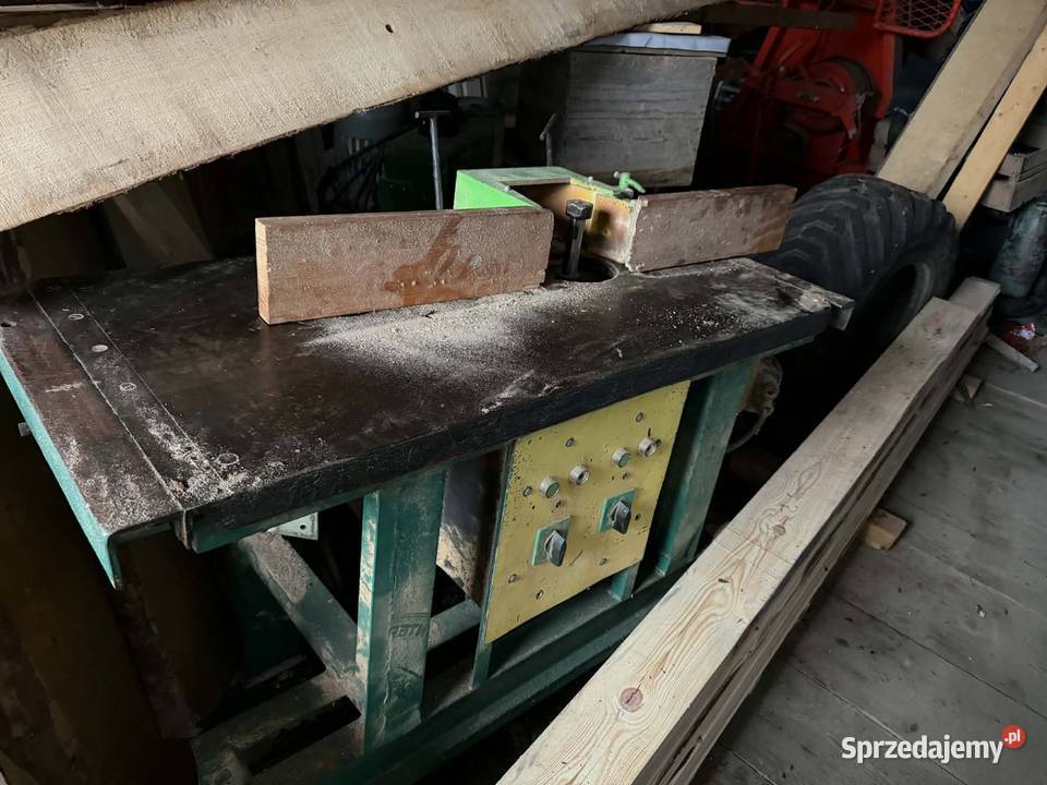 Frezarką dolnowrzecionowa