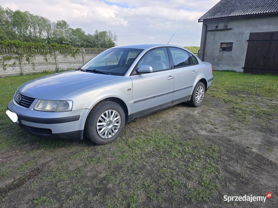 VW Passat 18 benzyna Rok produkcji 1999 Łaznowska Wola