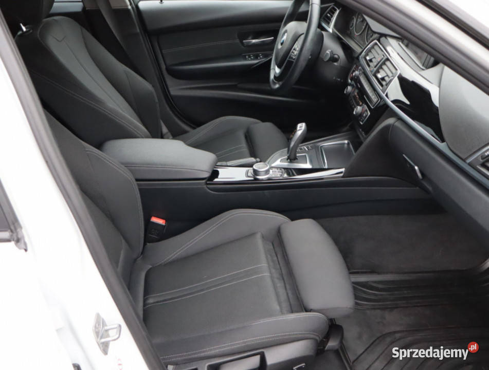 BMW 3 320 d gniazdo USB