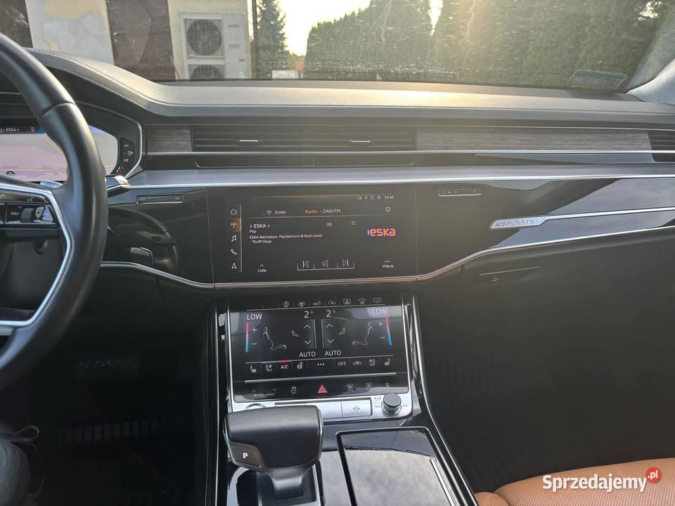 Audi A8 bogata wersja niski przebieg PEŁNA sprzedam